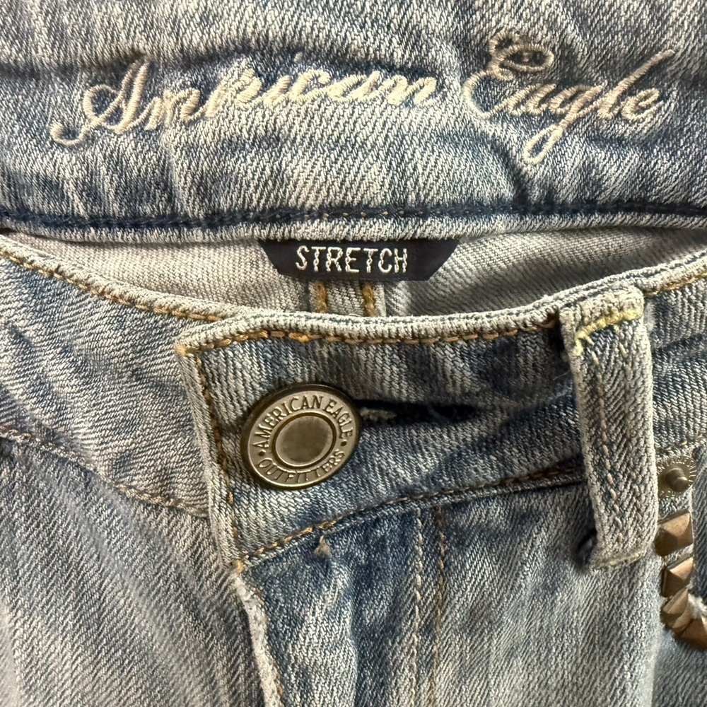 AMERICAN EAGLE Women’s Skinny Stretch Jeans SIZE 8R Studded Trim Distressed - Picture 4 of 6